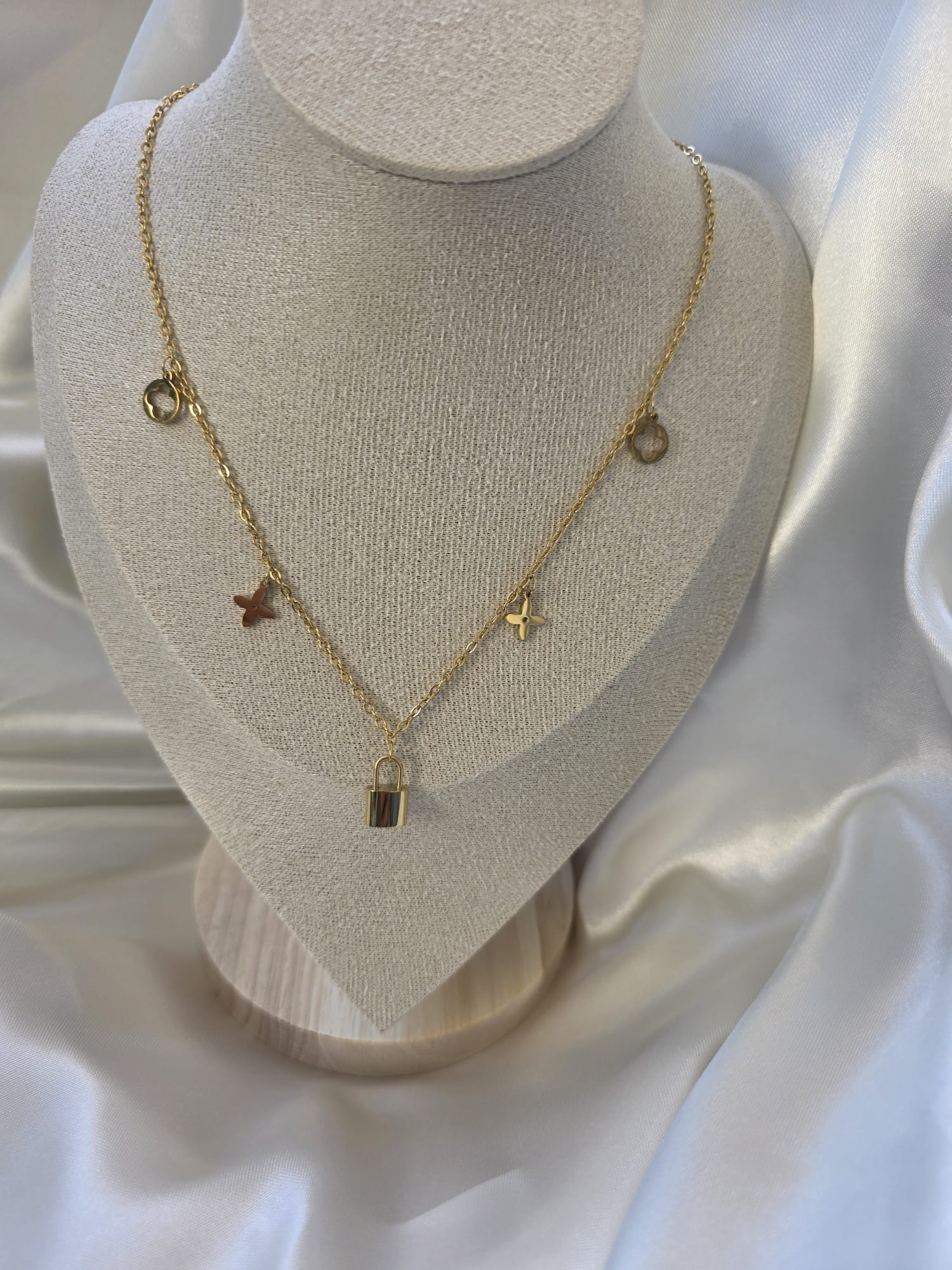 Collier et bracelet Félines
